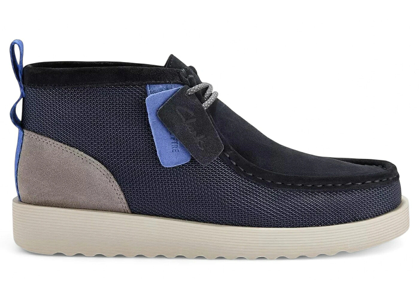 クラークス ブーツ 紺色 米国海軍 スニーカー メンズ CLARKS WALLABEE FTR2 BOOT NAVY COMBINATION / NAVY COMBINATION