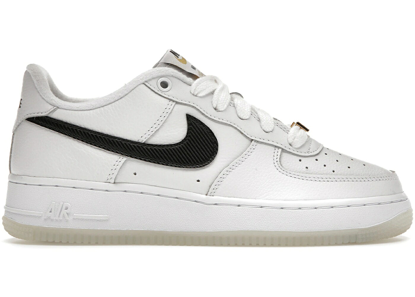 ナイキ 白色 ホワイト 黒色 ブラック ゴールド エアフォース '07 ジュニア キッズ NIKE AIR FORCE 1 LOW 40TH ANNIVERSARY EDITION BRONX ORIGINS (GS) / WHITE BLACK METALLIC GOLD ベビー マタニティ スニーカー 29,770円