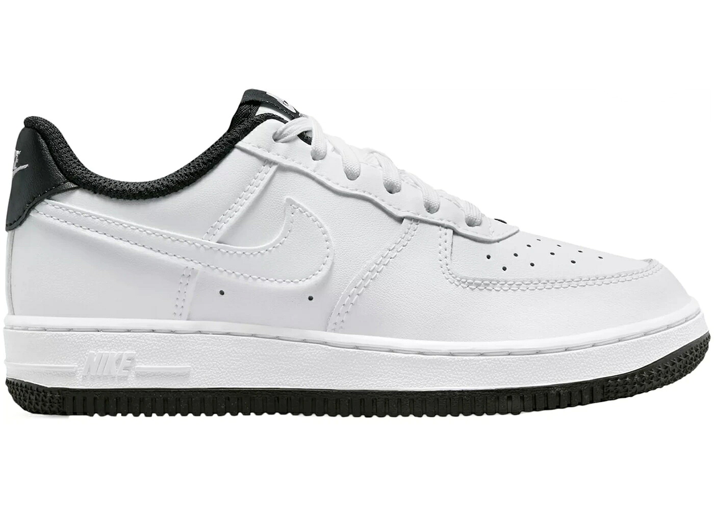 ナイキ 白色 ホワイト 黒色 ブラック エアフォース ジュニア キッズ NIKE AIR FORCE 1 WHITE BLACK (PS) / WHITE BLACK WHITE ベビー マタニティ スニーカー｜スニケス