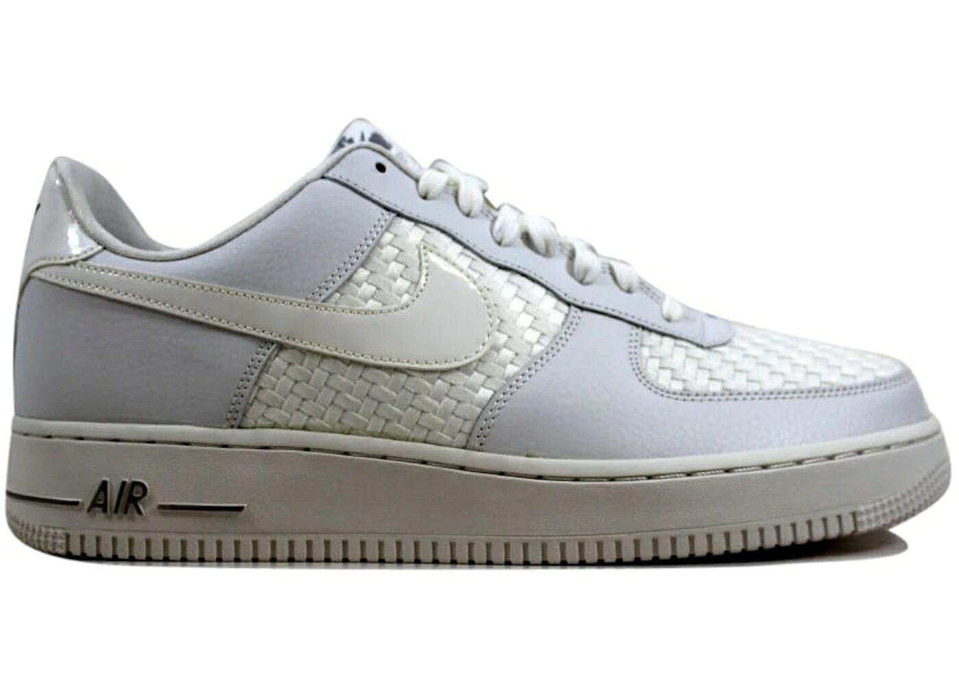ナイキ 白色 ホワイト エアフォース '07 スニーカー メンズ NIKE AIR FORCE 1 LOW LV8 SUMMIT WHITE / SUMMIT WHITE SUMMIT WHITE CHROME