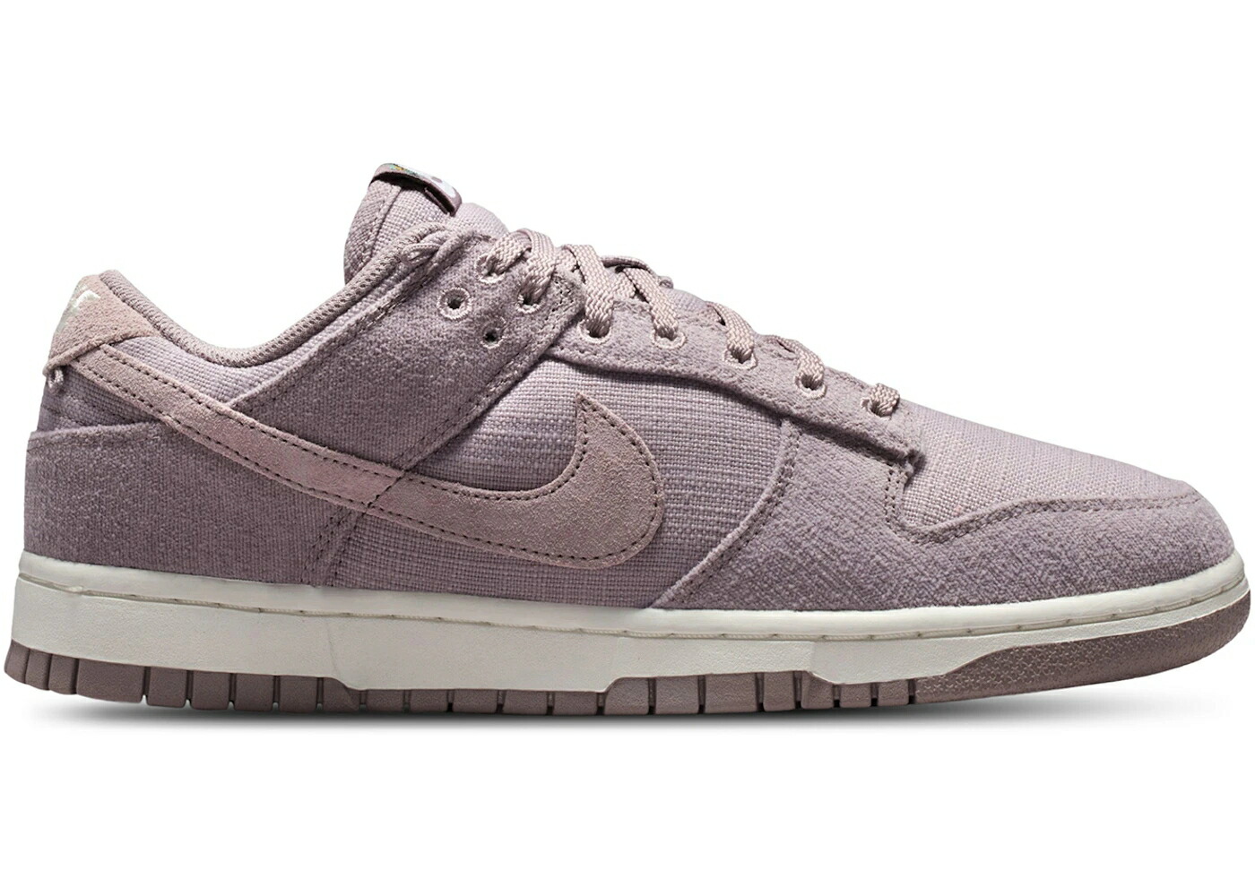 ナイキ ダンク 黒いこと 黒いこと 紫 相撲取り草 ダンクロー WOMEN\u0027S スニーカー レディース NIKE DUNK LOW NOW ACCEPTING ALL FLOWERS BLACK (WOMEN\u0027S) / LIGHT VIOLET ORE SAIL METALLIC
