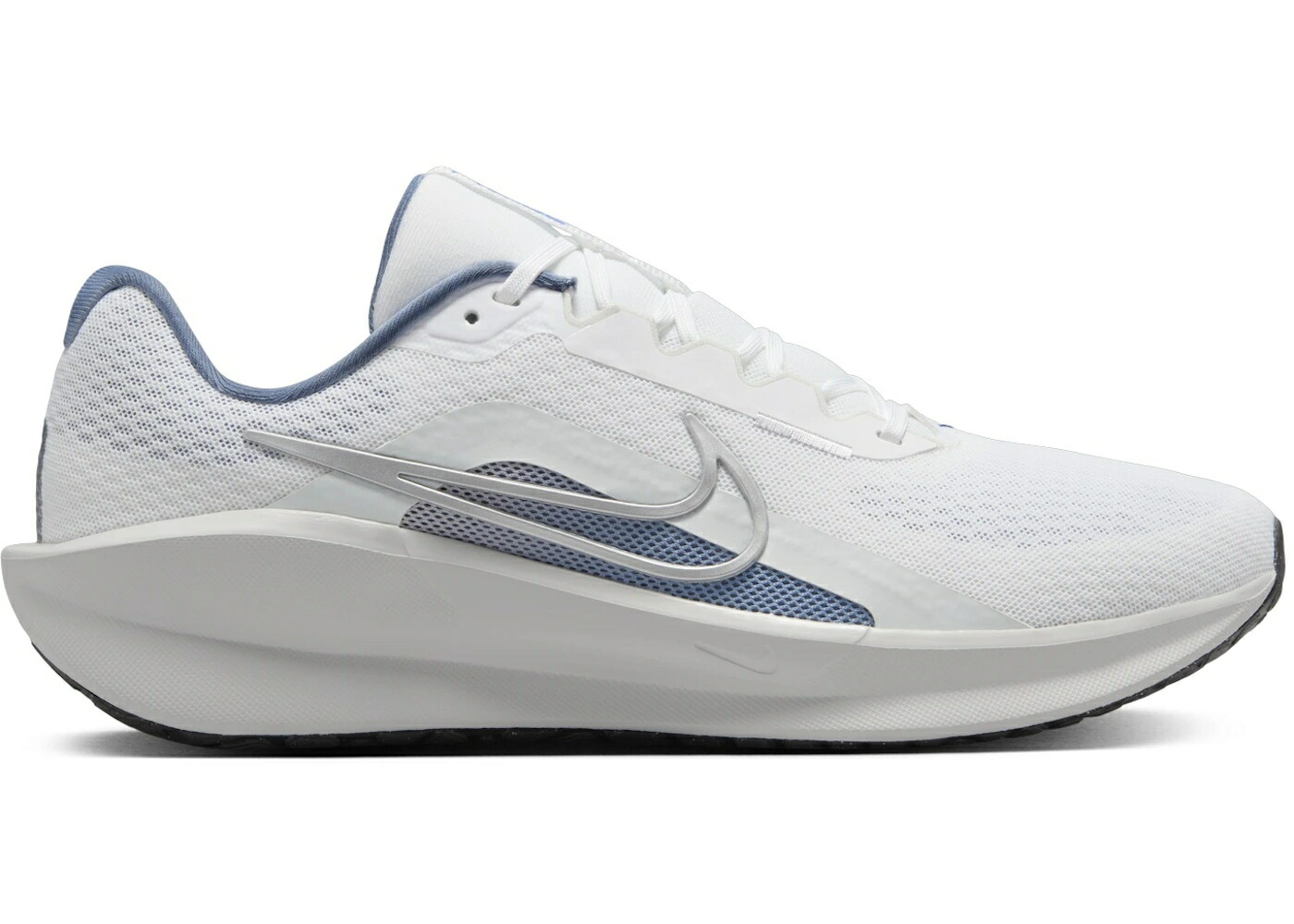 ナイキ サーティーン 白色 ホワイト 銀色 シルバー スニーカー メンズ NIKE DOWNSHIFTER 13 WHITE ASHEN SLATE PHOTON DUST METALLIC SILVER / WHITE ASHEN SLATE PHOTON DUST