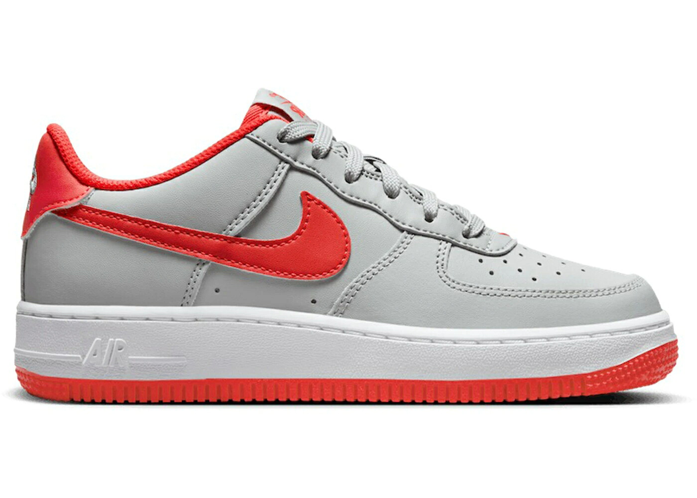 ナイキ クリムゾン 灰色 グレー 白色 ホワイト エアフォース ジュニア キッズ NIKE AIR FORCE 1 LOW LIGHT SMOKE BRIGHT CRIMSON (GS) / LIGHT SMOKE GREY WHITE BRIGHT ベビー マタニティ スニーカー