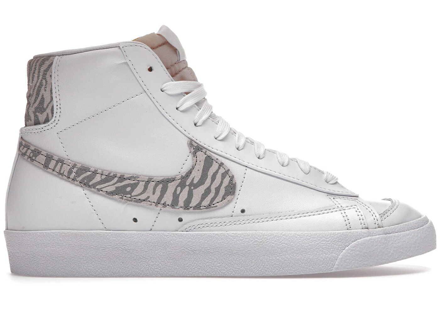 ナイキ ブレイザー ミッド 白色 ホワイト 黒色 ブラック 灰色 グレー WOMEN スニーカー レディース NIKE BLAZER MID 77 ZEBRA (WOMEN) / WHITE BLACK PARTICLE GREY