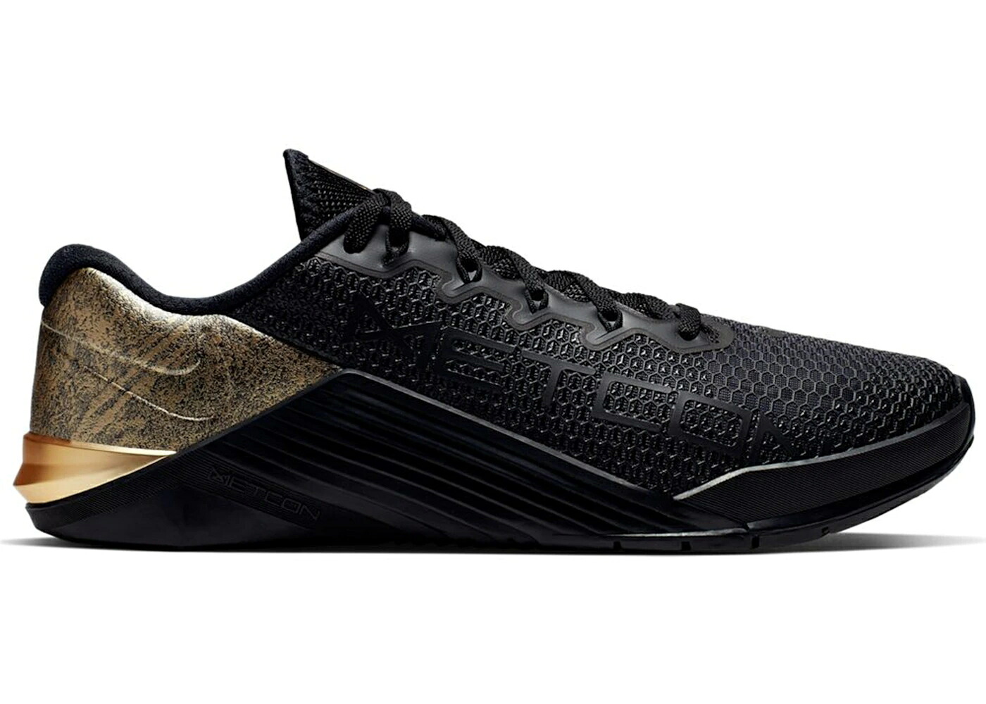 ナイキ 黒いこと 黒いこと ゴールド スニーカー メンズ NIKE METCON 5 MEDAL STRONG / BLACK BLACK METALLIC GOLD 靴-スニーカー-メンズ靴