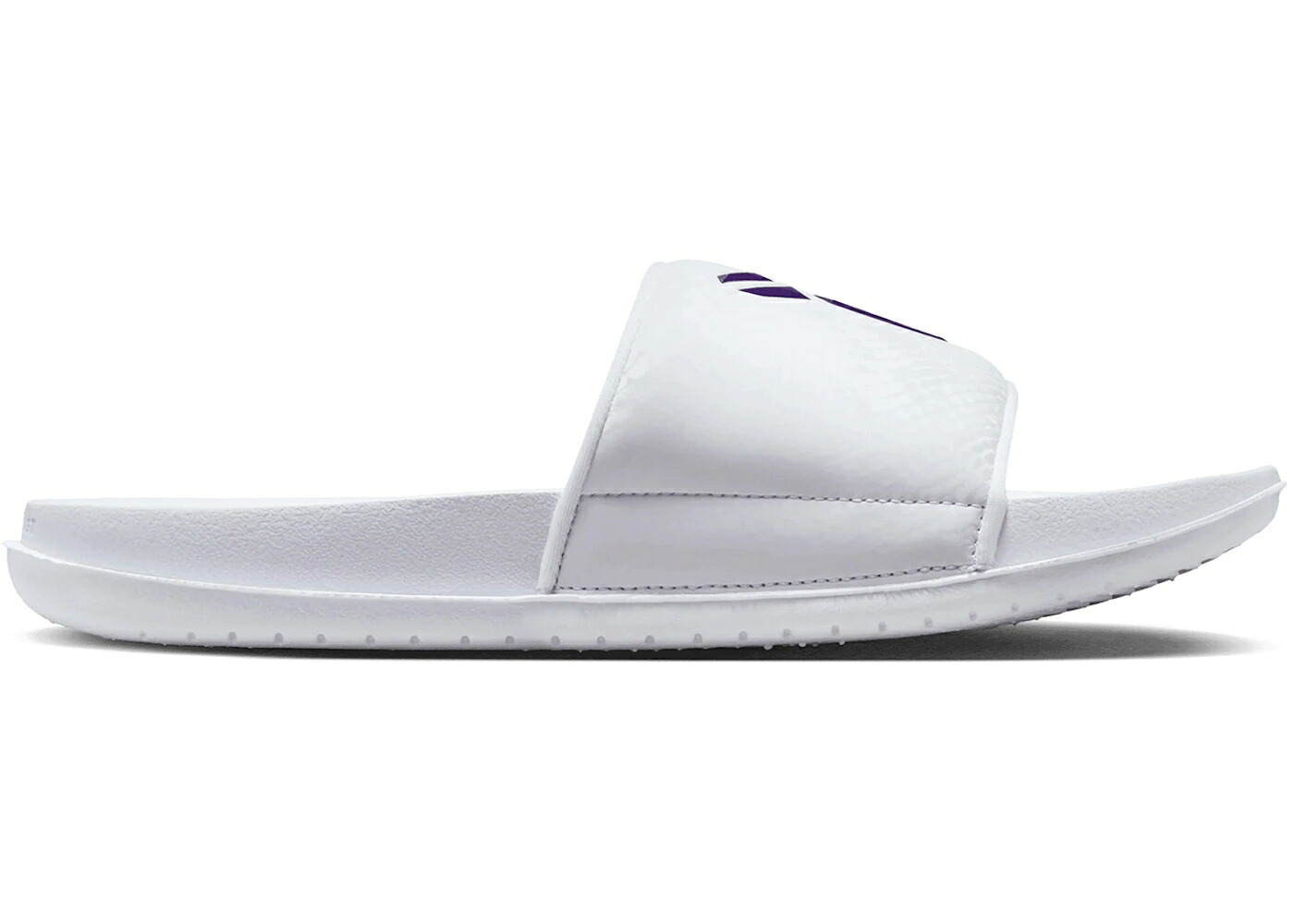 ナイキ コービー サンダル 白色 ホワイト コート 紫 パープル スニーカー メンズ NIKE KOBE OFFCOURT SLIDE WHITE COURT PURPLE / WHITE COURT PURPLE