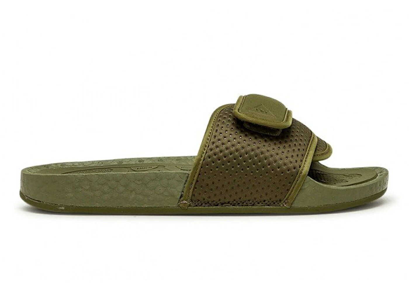アディダス ブースト サンダル オリーブ カーゴ スニーカー メンズ ADIDAS BOOST SLIDE PHARRELL OLIVE CARGO / OLIVE CARGO OLIVE CARGO OLIVE