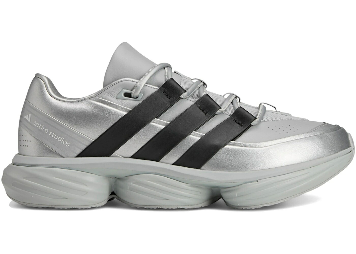 アディダス 銀色 シルバー スニーカー メンズ ADIDAS LIGHTBLAZE POD ENTIRE STUDIOS MATTE SILVER / MATTE SILVER SILVER METALLIC 53,520円