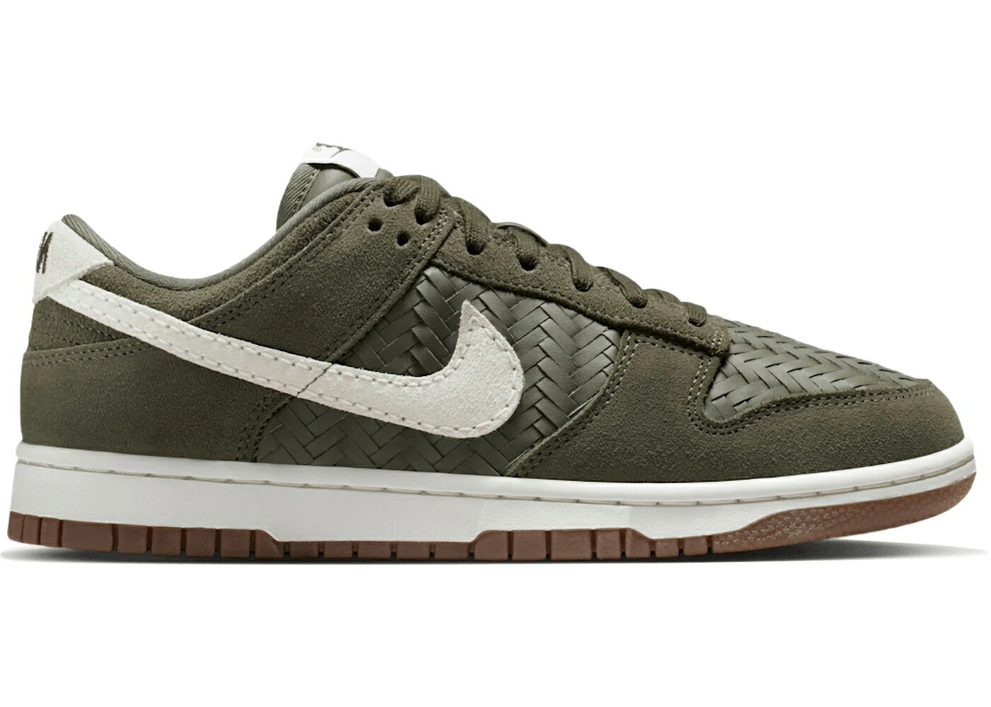 ナイキ ダンク プレミアム ウーブン オリーブ 茶色 ブラウン ダンクロー WOMEN'S スニーカー レディース NIKE DUNK LOW PREMIUM SE WOVEN MEDIUM OLIVE GUM (WOMEN'S) / MEDIUM OLIVE GUM DARK BROWN