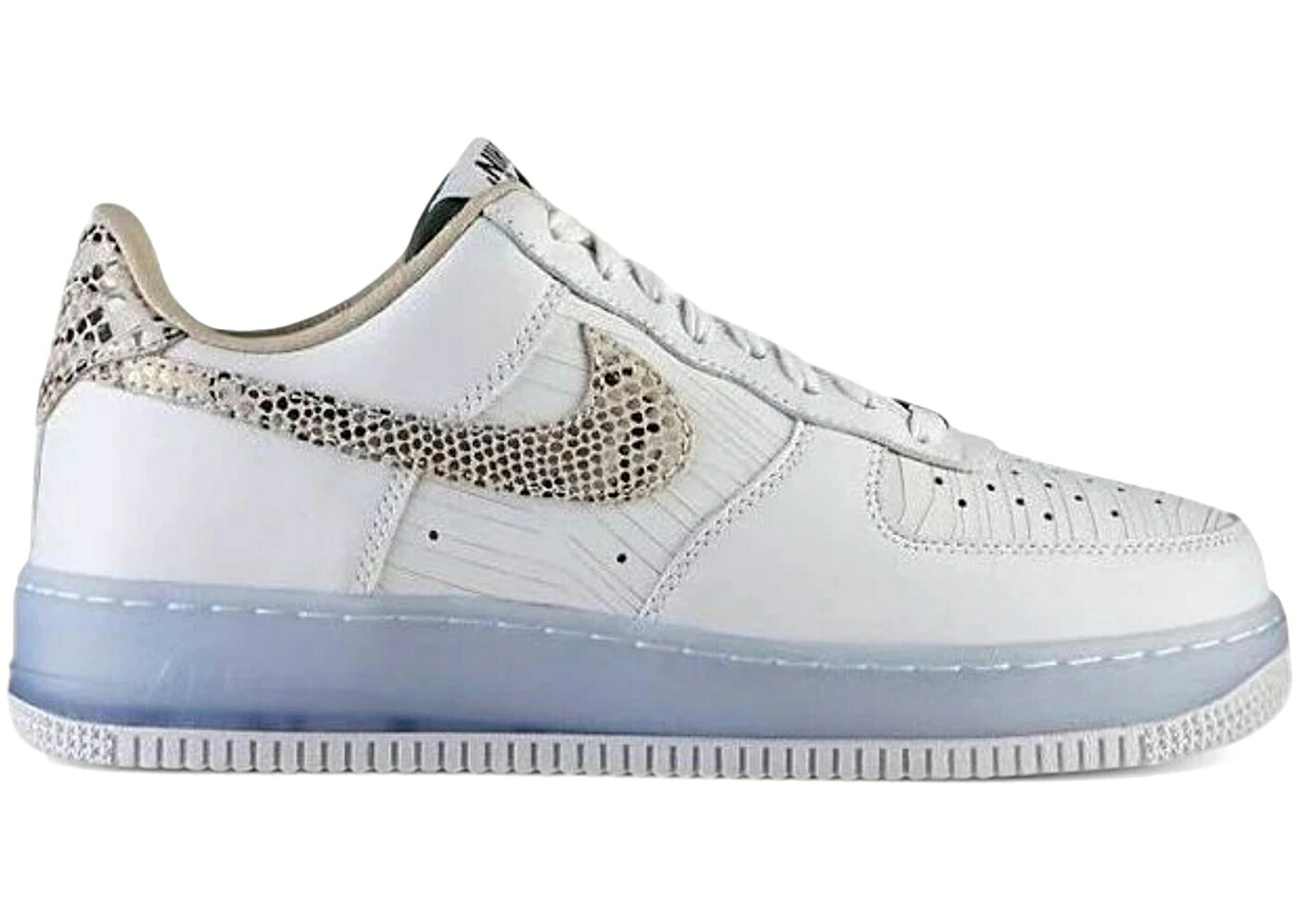 ナイキ 白いこと 白いこと 空軍 スニーカー メンズ NIKE AIR FORCE 1 LOW PRM CMFT QS BRAZIL / WHITE WHITE