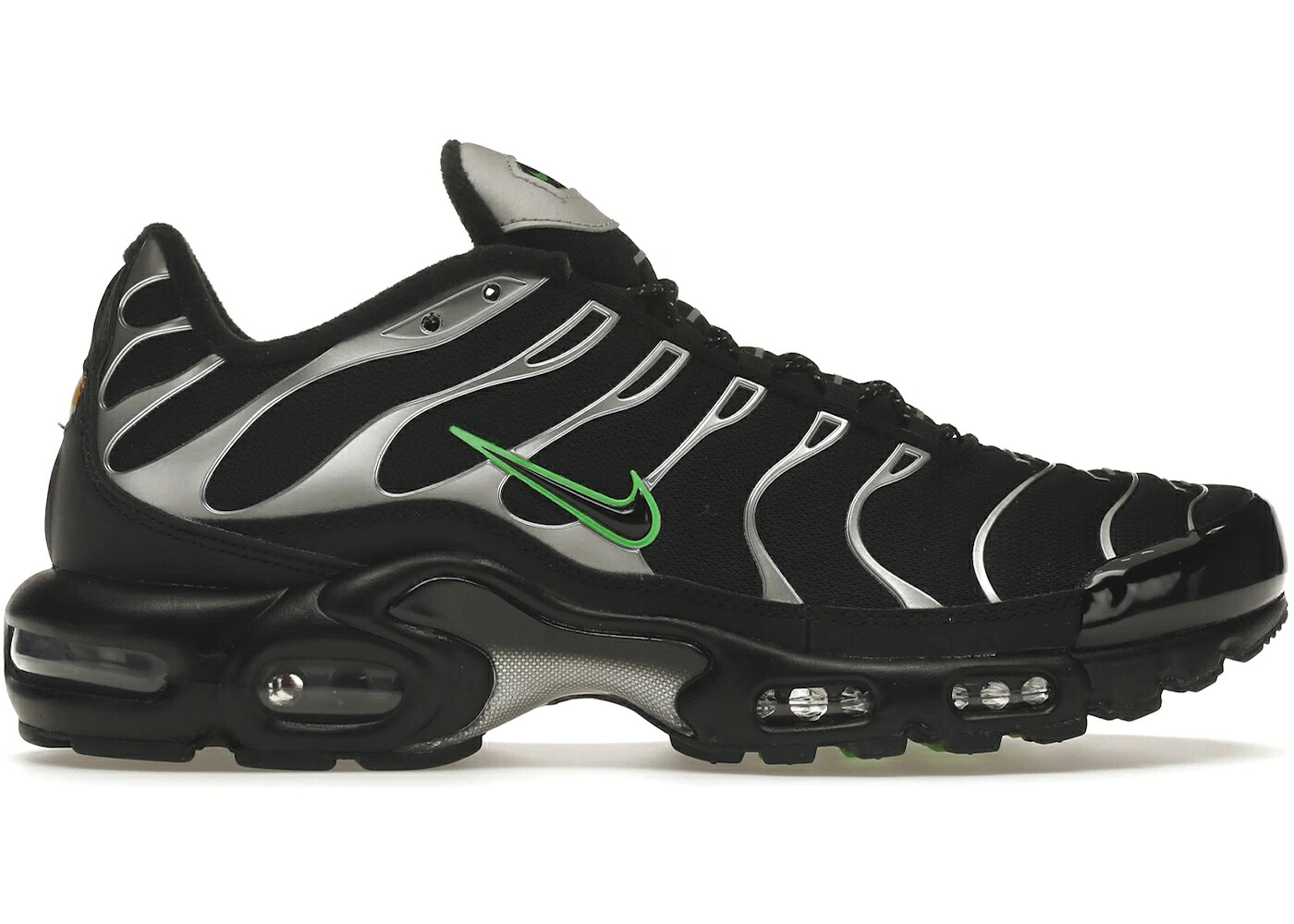 ナイキ マックス 黒色 ブラック 銀色 シルバー 緑 グリーン ストライク エアマックスプラス スニーカー メンズ NIKE AIR MAX PLUS BLACK SILVER GREEN STRIKE / BLACK METALLIC SILVER GREEN｜スニケス
