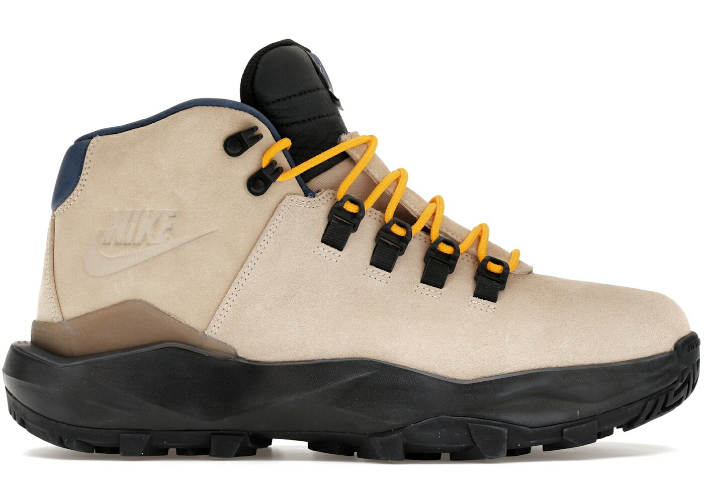 ナイキ 黒色 ブラック ゴールド 紺色 ネイビー スニーカー メンズ NIKE CYGNAL DESERT ORE BLACK UNIVERSITY GOLD NAVY / DESERT ORE BLACK UNIVERSITY GOLD