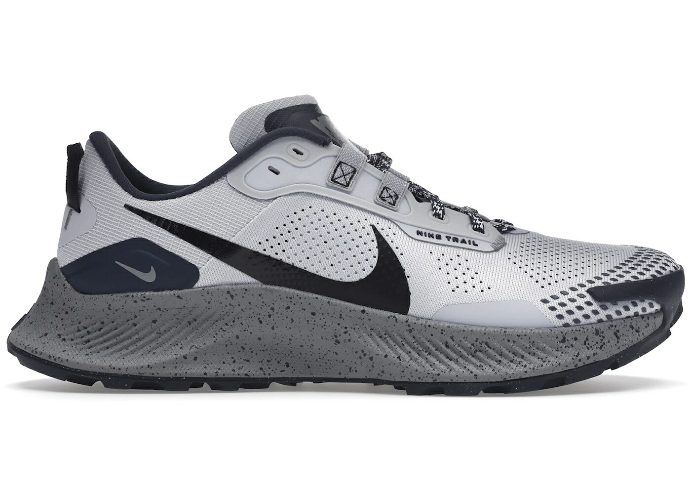 ナイキ ペガサス 灰色 グレー 黒色 ブラック スニーカー メンズ NIKE PEGASUS TRAIL 3 GHOST / GHOST GREY BLACK