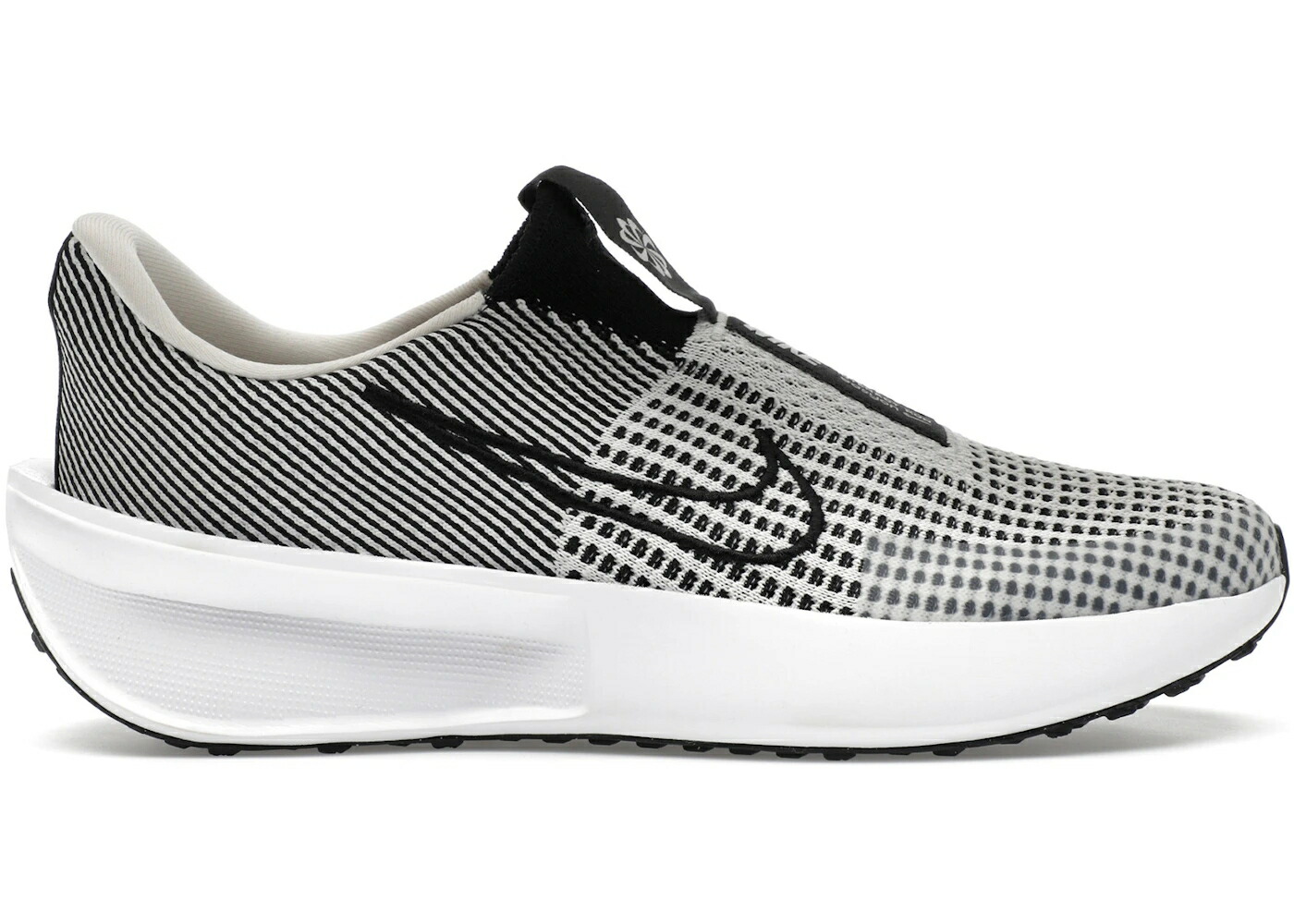 ナイキ ラン 白色 ホワイト 黒色 ブラック スニーカー メンズ NIKE INTERACT RUN EASYON PHANTOM WHITE BLACK / PHANTOM WHITE BLACK