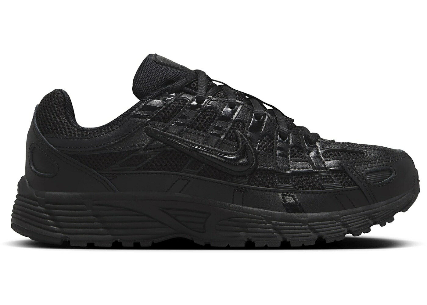 ナイキ 黒色 ブラック ジュニア キッズ NIKE P-6000 TRIPLE BLACK (GS) / BLACK BLACK ベビー マタニティ スニーカー
