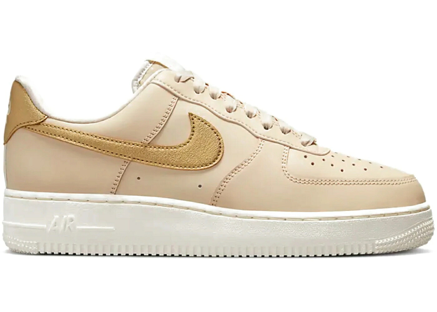 ナイキ ゴールド 空軍 \u002707 WOMEN\u0027S スニーカー レディース NIKE AIR FORCE 1 LOW SANDDRIFT METALLIC GOLD (WOMEN\u0027S) / SANDDRIFT PHANTOM METALLIC GOLD