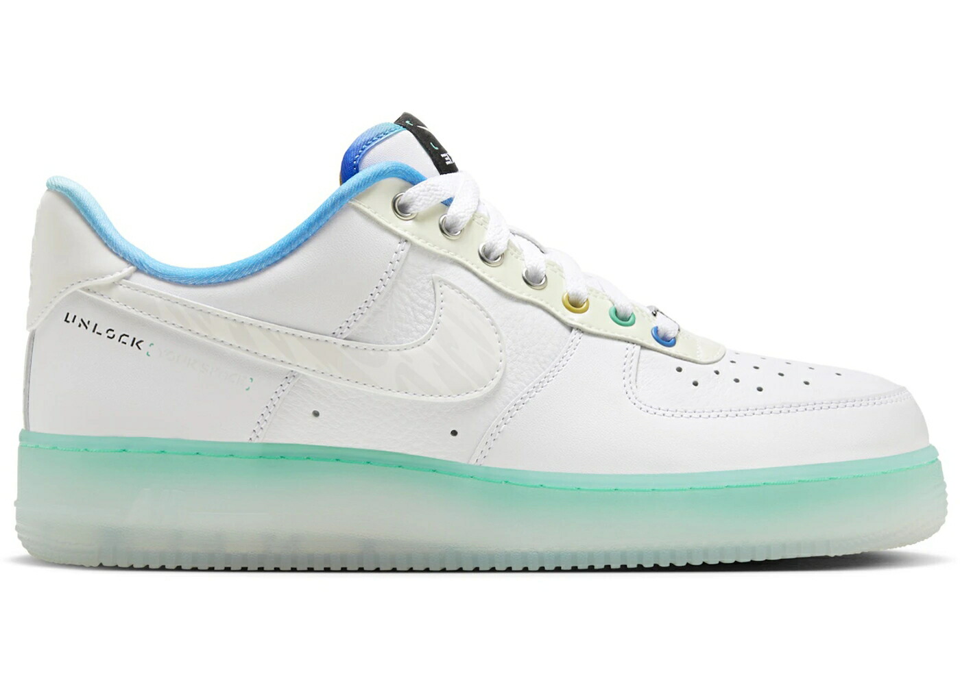 ナイキ 白色 ホワイト 青色 ブルー エアフォース 07 スニーカー メンズ NIKE AIR FORCE 1 LOW PRM UNLOCK YOUR SPACE / WHITE WHITE ICE BLUE LIGHT MENTA