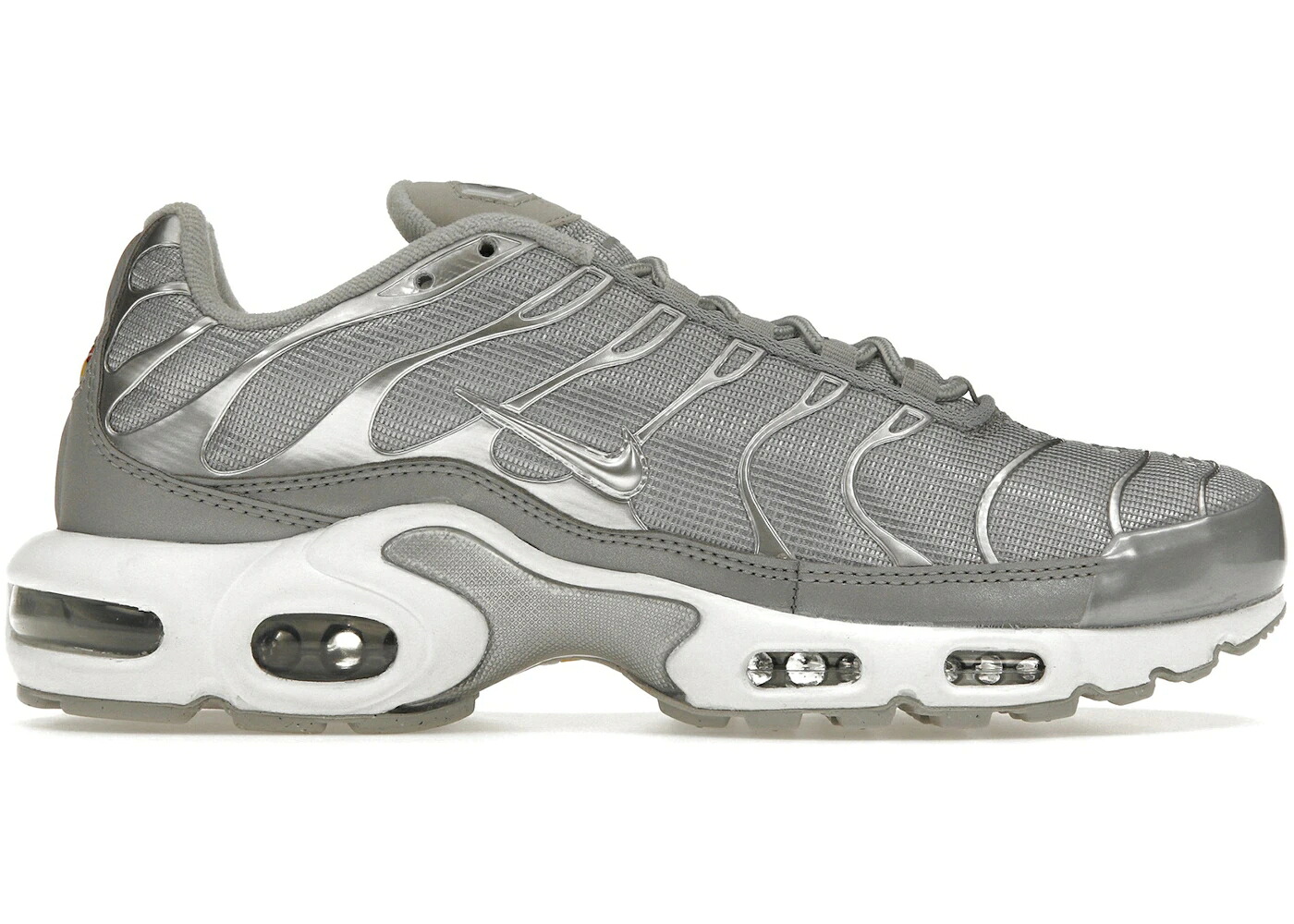 ナイキ マックス しろがね色 しろがね色 エアマックスプラス スニーカー メンズ NIKE AIR MAX PLUS METALLIC SILVER / METALLIC SILVER METALLIC SILVER
