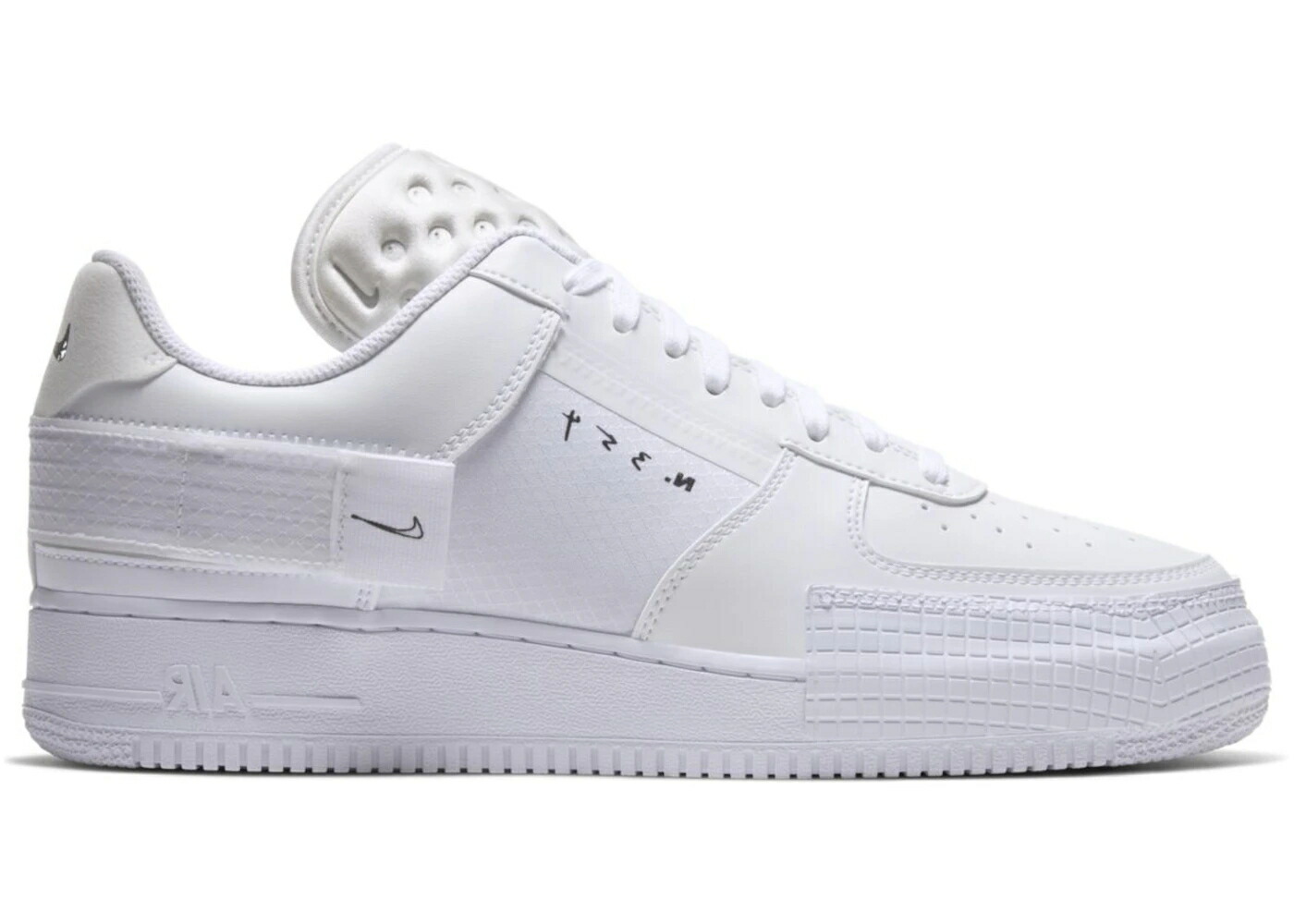 ナイキ 白色 ホワイト エアフォース スニーカー メンズ NIKE AIR FORCE 1 LOW TYPE TRIPLE WHITE / WHITE WHITE WHITE