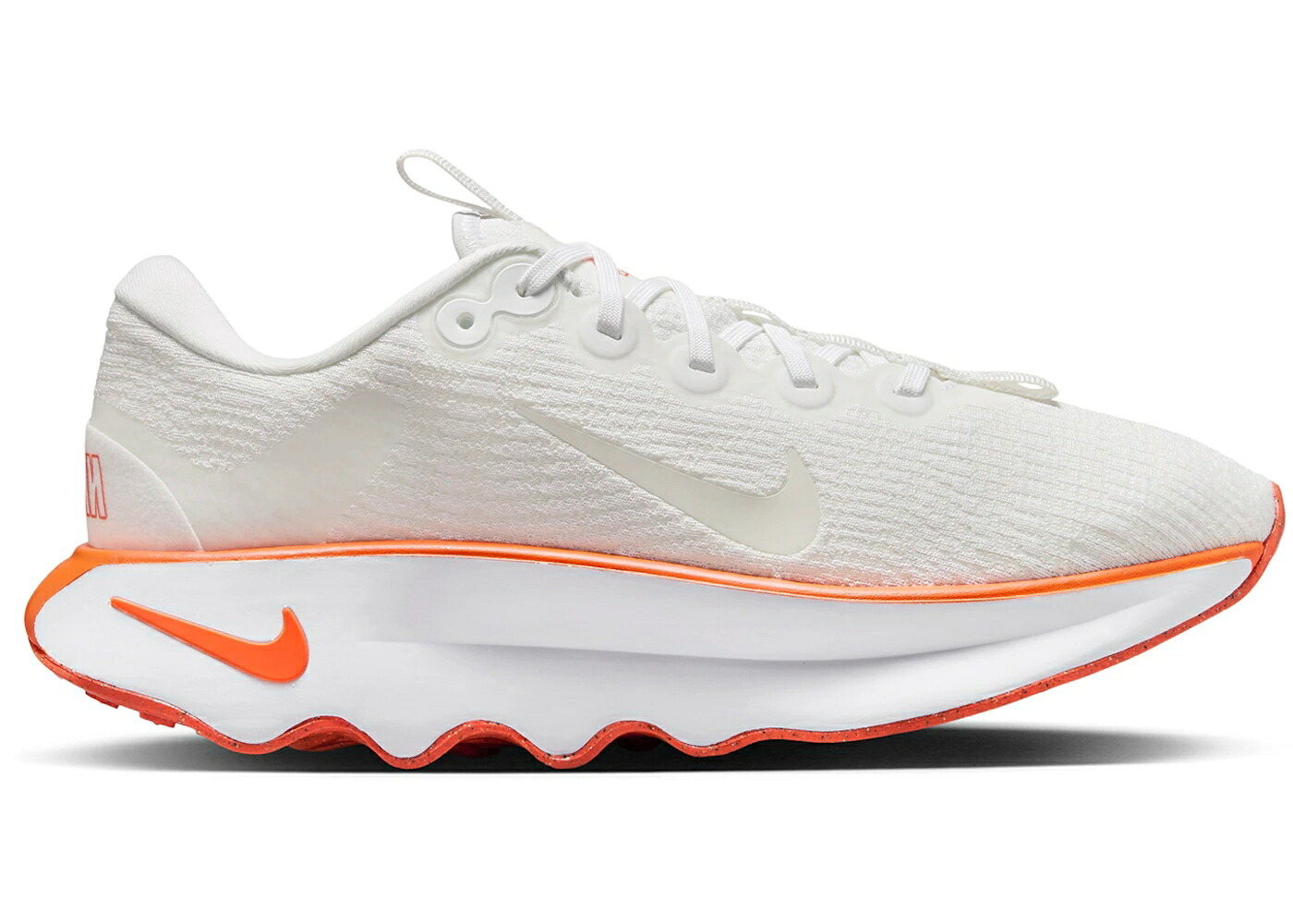 ナイキ 白いこと 白いこと 芝草 橙 オレンジ色 WOMEN\u0027S スニーカー レディース NIKE MOTIVA WHITE SUMMIT TURF ORANGE (WOMEN\u0027S) / WHITE SUMMIT WHITE TURF ORANGE
