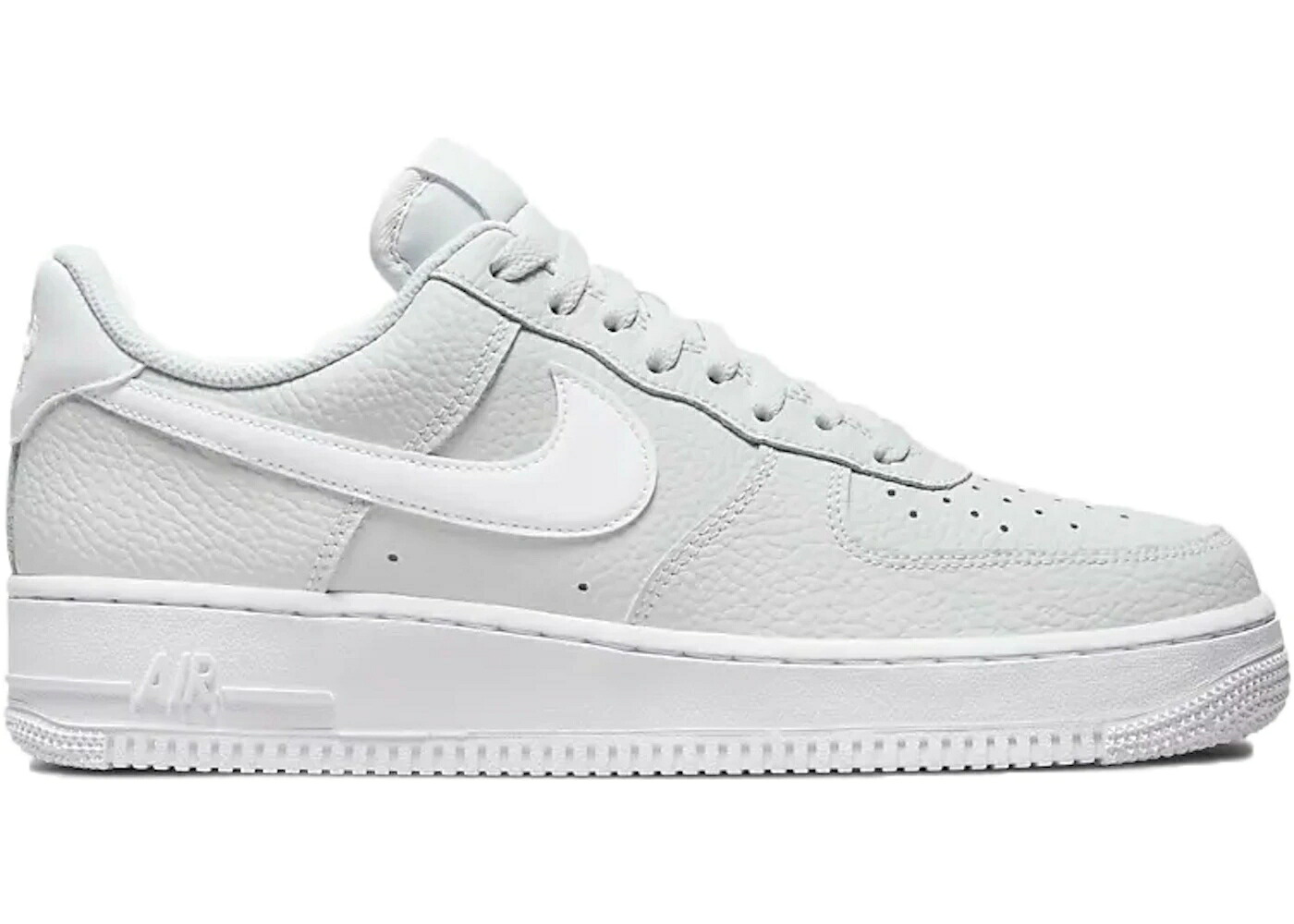 ナイキ ピュア プラチナム 白色 ホワイト エアフォース スニーカー メンズ NIKE AIR FORCE 1 LOW 07 PEBBLED PURE PLATINUM / PURE PLATINUM WHITE｜スニケス