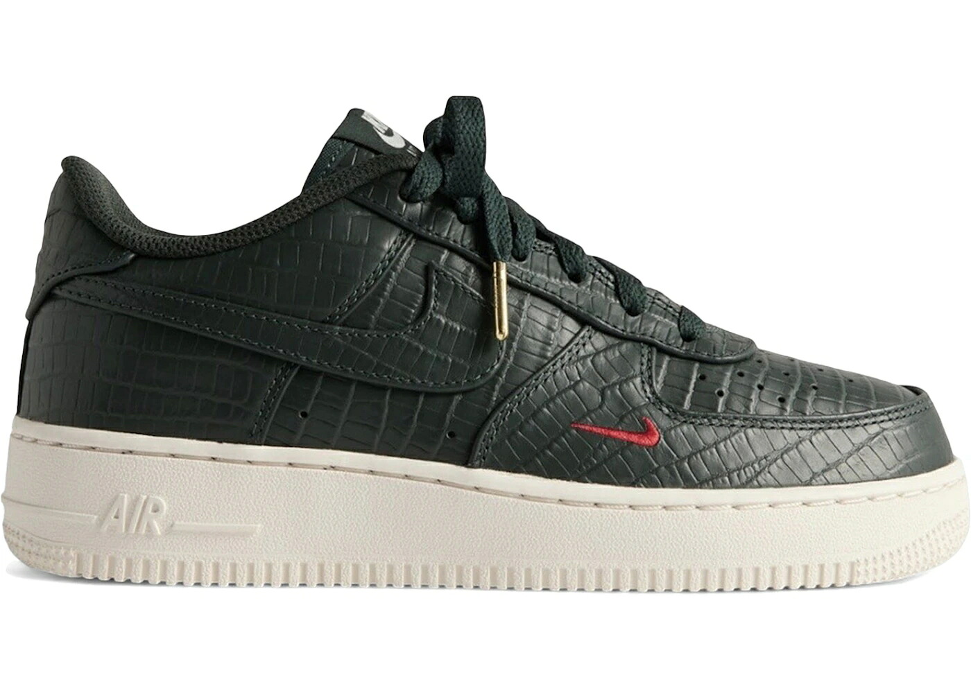 ナイキ 黒色 ブラック エアフォース ジュニア キッズ NIKE AIR FORCE 1 LOW KITH BLACK SPRUCE (GS) / BLACK SPRUCE BLACK SPRUCE ベビー マタニティ スニーカー｜スニケス 55,275円