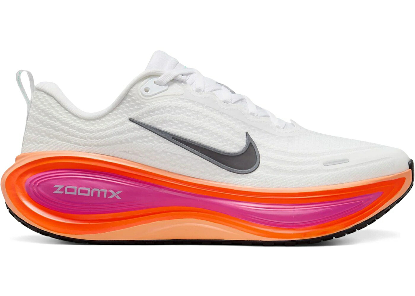 ナイキ 白いこと 白いこと たき火 サクラ色 クリムゾン WOMEN\u0027S スニーカー レディース NIKE VOMERO PLUS WHITE FIRE PINK HYPER CRIMSON (WOMEN\u0027S) / WHITE FIRE PINK HYPER CRIMSON
