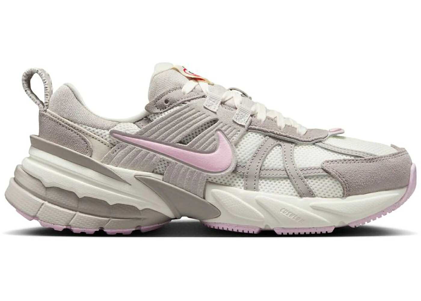 ナイキ 幽客 サクラ色 分科大学 薄墨色 薄墨色 WOMEN\u0027S スニーカー レディース NIKE V2K RUN SAIL PINK FOAM COLLEGE GREY (WOMEN\u0027S) / SAIL PINK FOAM SAIL COLLEGE GREY