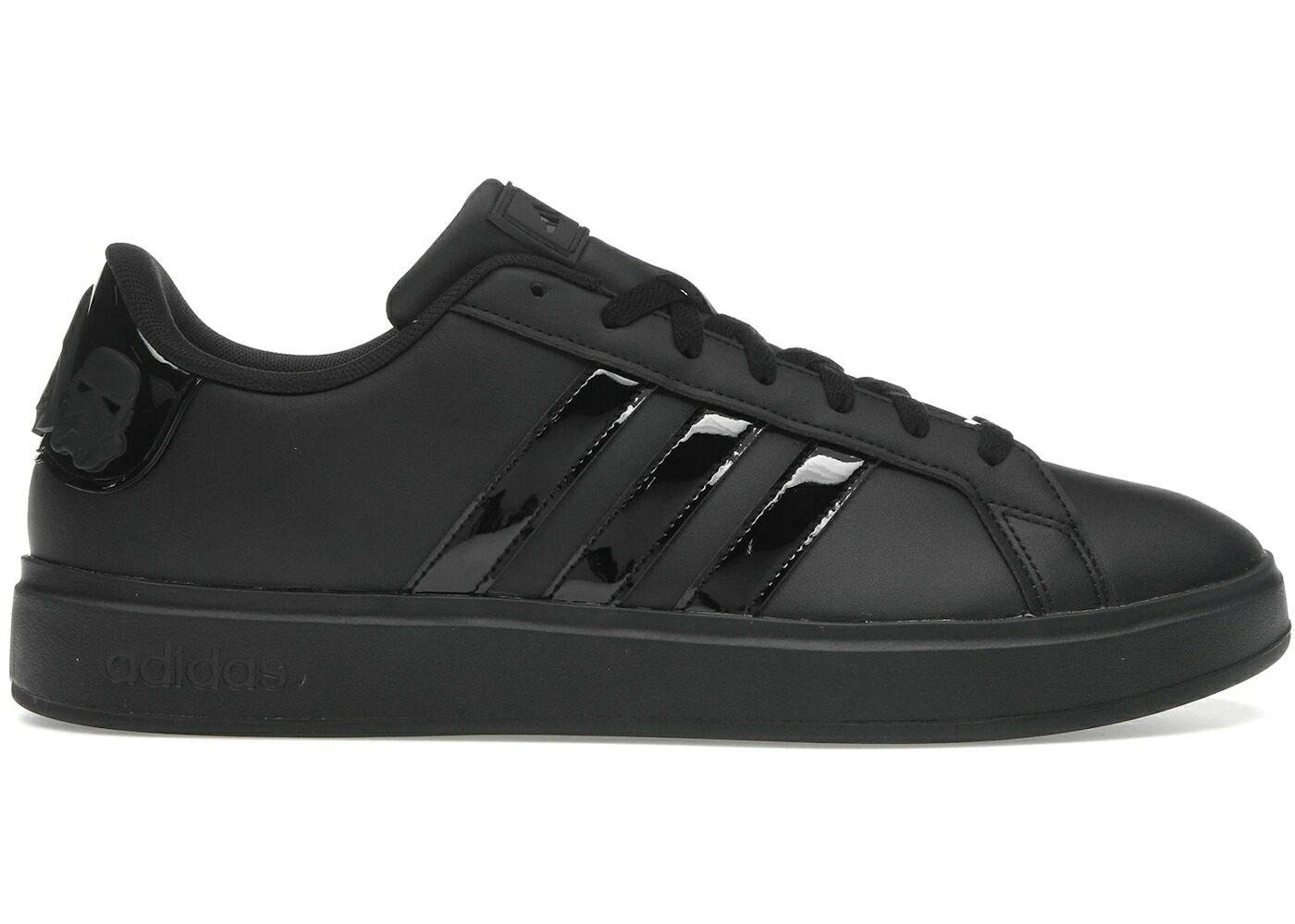 アディダス 地べた 厚地の外套 黒いこと 黒いこと 中核グループ スターウォーズ スニーカー メンズ ADIDAS GRAND COURT STAR WARS DARTH VADER AND STORM TROOPERS TRIPLE BLACK / CORE BLACK CORE BLACK CORE BLACK