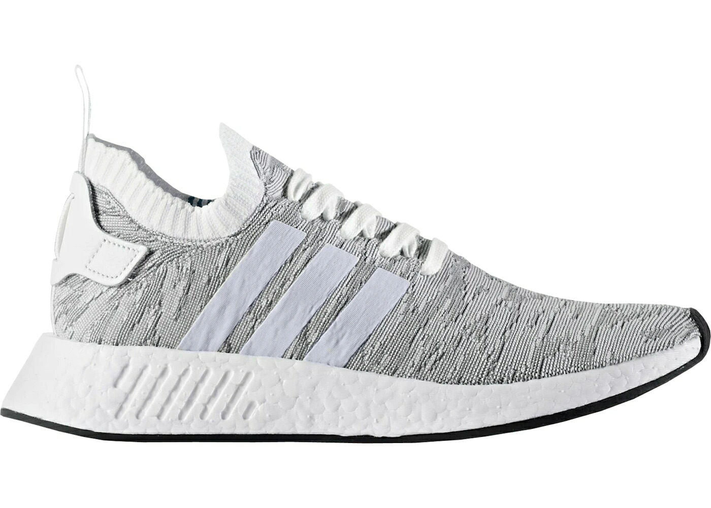 アディダス 白色 ホワイト 黒色 ブラック コア スニーカー メンズ ADIDAS NMD R2 PRIMEKNIT WHITE BLACK / FOOTWEAR WHITE CORE BLACK BURNT