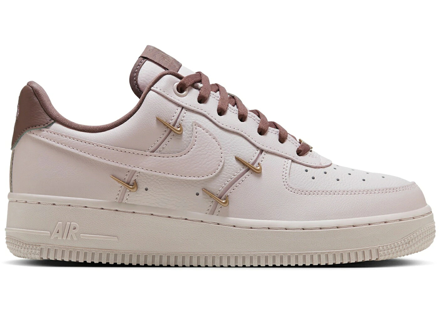 ナイキ サクラ色 オックスフォード ゴールド 空軍 \u002707 WOMEN\u0027S スニーカー レディース NIKE AIR FORCE 1 LX CN PINK OXFORD GOLD MINI SWOOSHES (WOMEN\u0027S) / PINK OXFORD PINK OXFORD SMOKEY