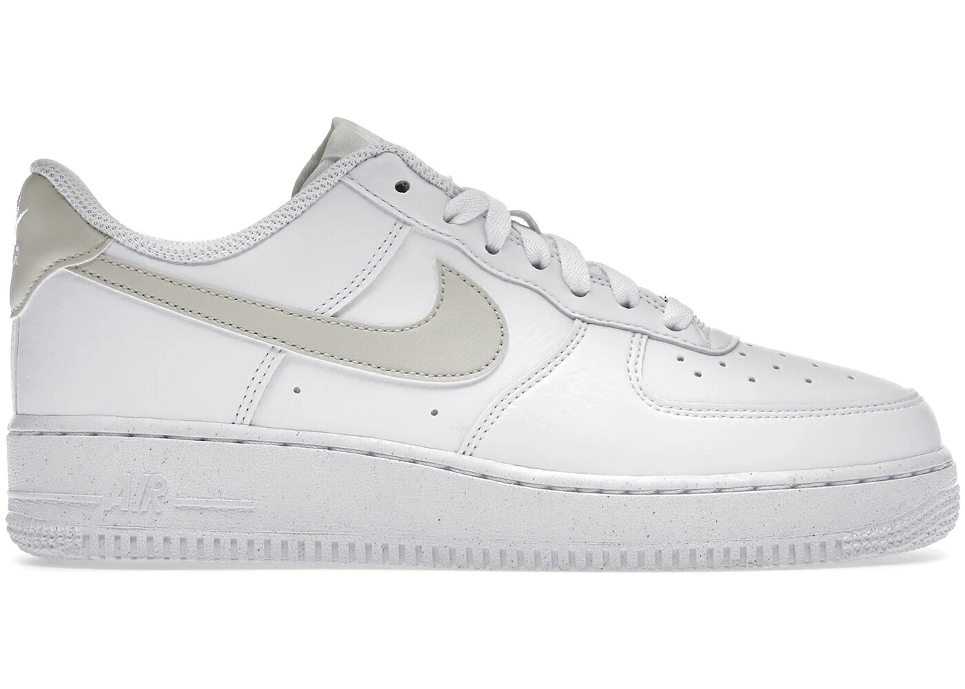 ナイキ 赤銅色 赤銅色 薄墨色 薄墨色 空軍 WOMEN\u0027S スニーカー レディース NIKE AIR FORCE 1 07 LOW LIGHT OREWOOD BROWN (WOMEN\u0027S) / GREY LIGHT OREWOOD BROWN