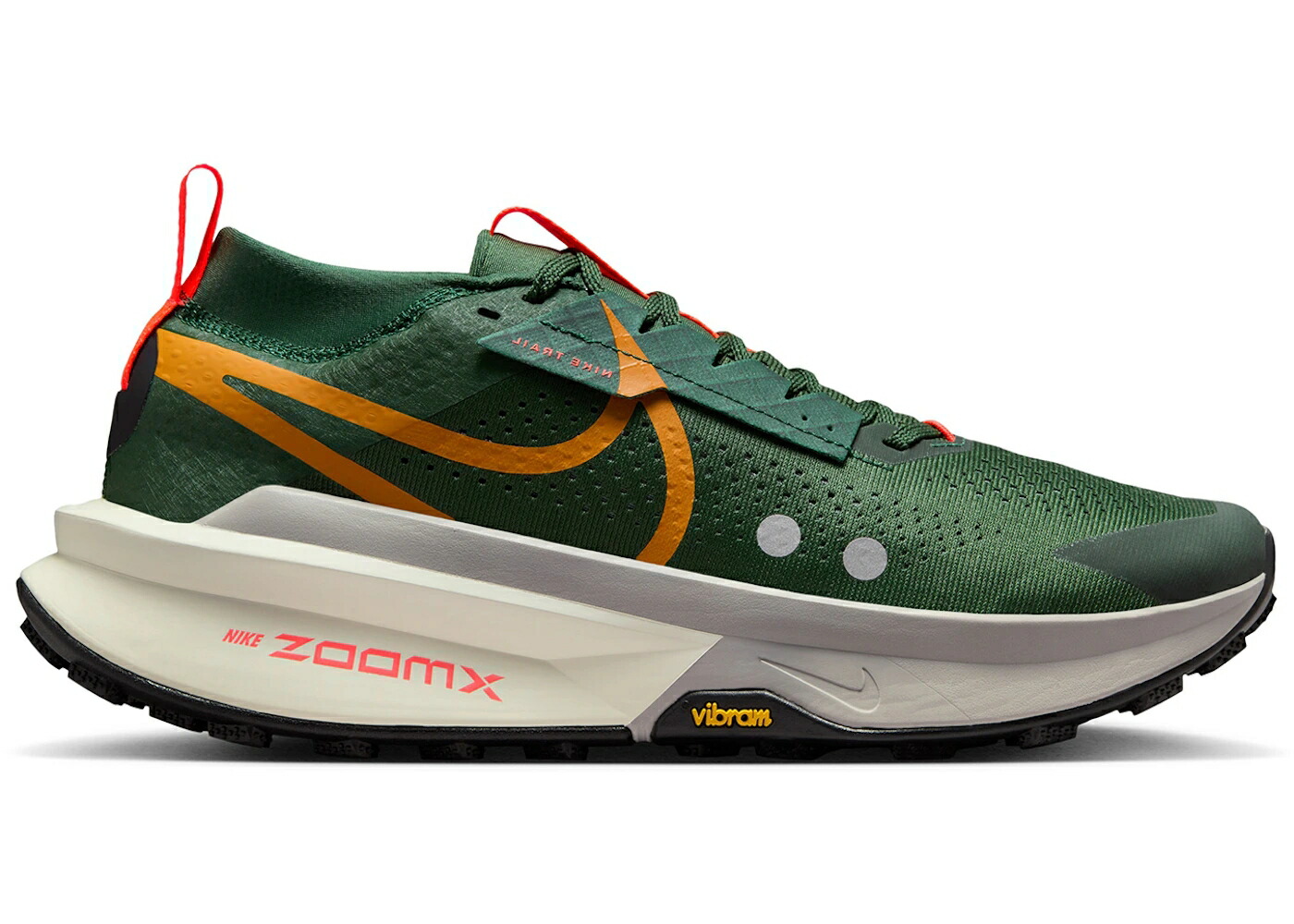 ナイキ カレッジ 灰色 グレー スニーカー メンズ NIKE ZEGAMA 2 FIR COLLEGE GREY SAIL DESERT OCHRE / FIR COLLEGE GREY SAIL DESERT