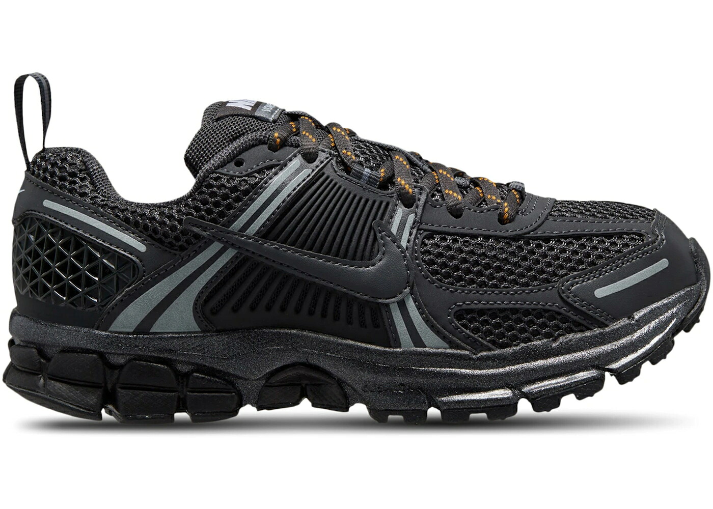 ナイキ 灰色 グレー ジュニア キッズ NIKE VOMERO 5 DARK SMOKE GREY REFLECTIVE (GS) / DARK SMOKE GREY DARK SMOKE GREY ベビー マタニティ スニーカー