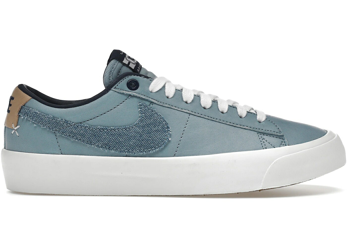 ナイキ エスビー ズーム ブレイザー デニム 白色 ホワイト 紺色 ネイビー スニーカー メンズ NIKE SB ZOOM BLAZER LOW GT LIGHT DENIM / SUMMIT WHITE MIDNIGHT NAVY GUM