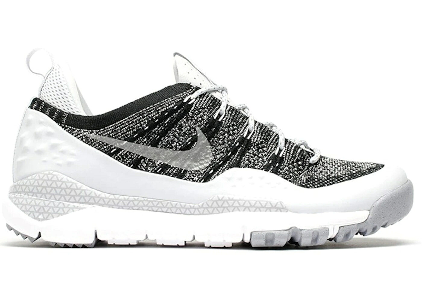 ナイキ フライニット 黒色 ブラック 灰色 グレー ピュア プラチナム スニーカー メンズ NIKE LUPINEK FLYKNIT LOW BLACK WOLF GREY / BLACK PURE PLATINUM WOLF GREY