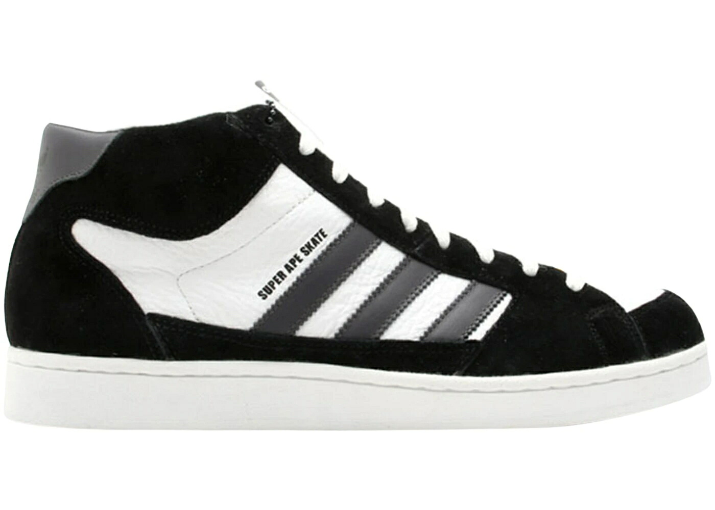 アディダス ミッド スケート 白色 ホワイト 黒色 ブラック スニーカー メンズ ADIDAS SUPERSKATE MID BAPE SUPER APE SKATE WHITE BLACK GRAPHITE / WHITE BLACK GRAPHITE|スニケス