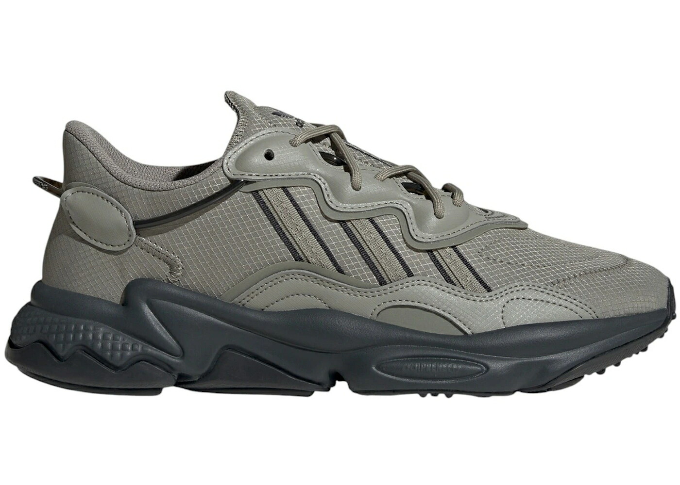 アディダス 銀色 シルバー カーボン 青色 ブルー スニーカー メンズ ADIDAS OZWEEGO SILVER PEBBLE CARBON ROYAL BLUE / SILVER PEBBLE CARBON ROYAL BLUE