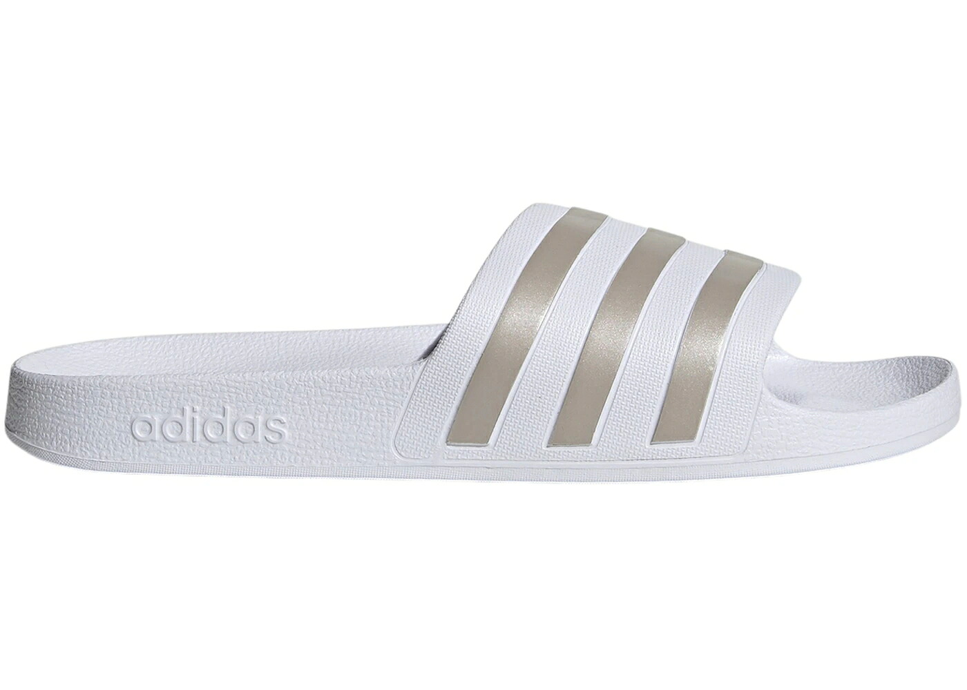 アディダス アディレッタ アクア 白いこと 白いこと プラチナム スニーカー メンズ ADIDAS ADILETTE AQUA SLIDES CLOUD WHITE PLATINUM METALLIC / CLOUD WHITE PLATINUM METALLIC