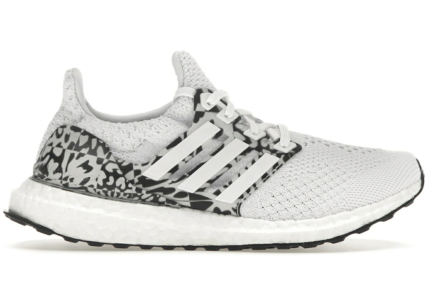 アディダス ウルトラ ブースト 白色 ホワイト コア 黒色 ブラック ウルトラブースト 5.0 WOMEN'S スニーカー レディース ADIDAS ULTRA BOOST DNA CLOUD WHITE CORE BLACK (WOMEN'S) / CLOUD WHITE CLOUD WHITE CORE