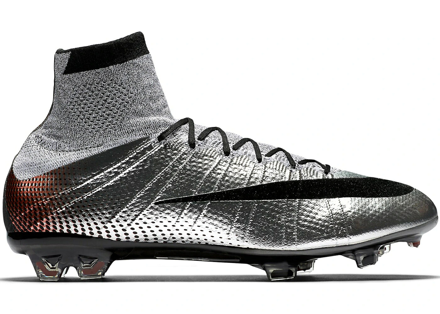 ナイキ 銀色 シルバー 黒色 ブラック 赤 レッド スニーカー メンズ NIKE MERCURIAL SUPERFLY 4 CR7 QUINHENTOS / METALLIC SILVER BLACK GYM RED｜スニケス