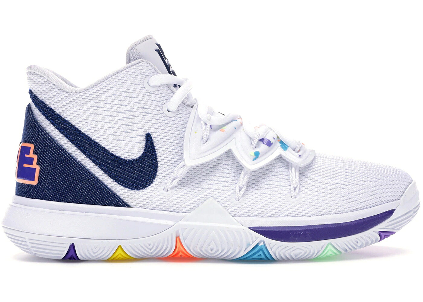 ナイキ カイリー 白いこと 白いこと ジーンズ ディープ 青碧 青碧 お坊っちゃん キッズ NIKE KYRIE 5 WHITE DENIM (GS) / WHITE DEEP ROYAL BLUE GLACIER もの言う花 マタニティ スニーカー