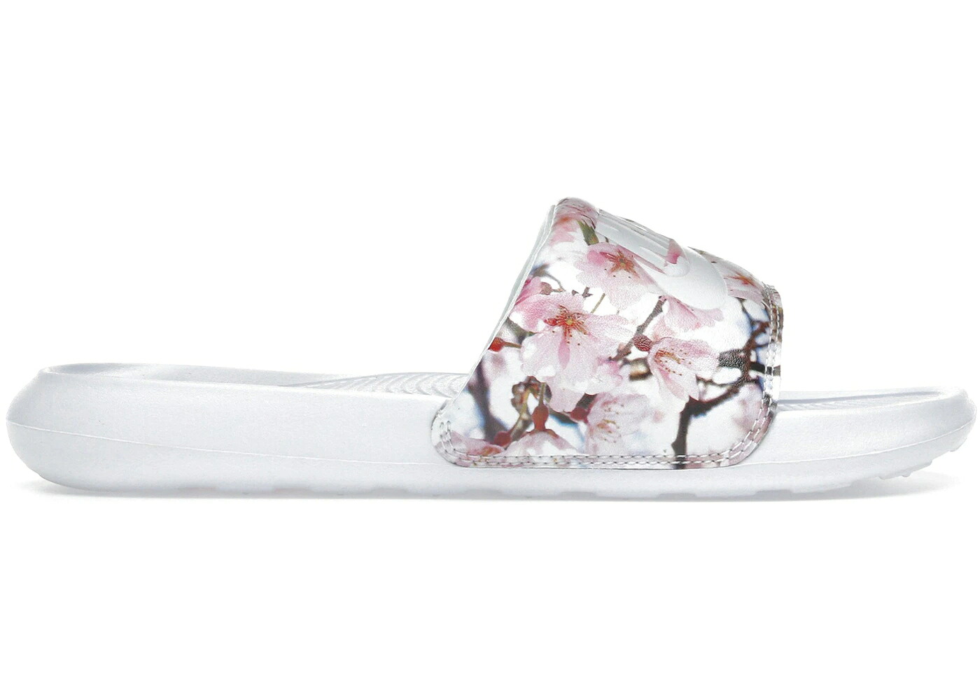 ナイキ サンダル 白いこと 白いこと WOMEN\u0027S スニーカー レディース NIKE VICTORI ONE SLIDE WHITE (WOMEN\u0027S) / WHITE WHITE WHITE