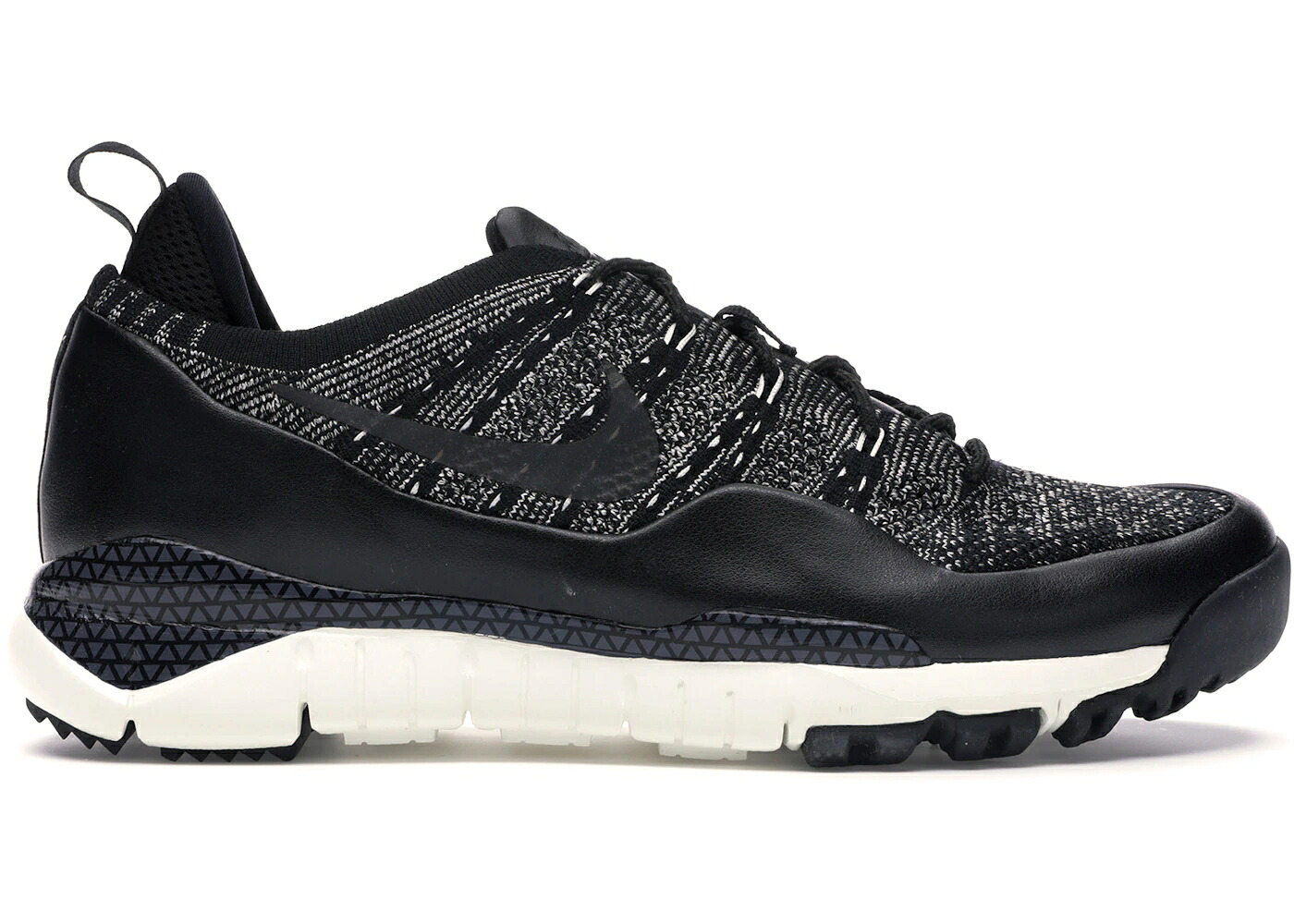 ナイキ フライニット 黒色 ブラック スニーカー メンズ NIKE LUPINEK FLYKNIT LOW SAIL/BLACK-ANTHRACITE / SAIL BLACK ANTHRACITE