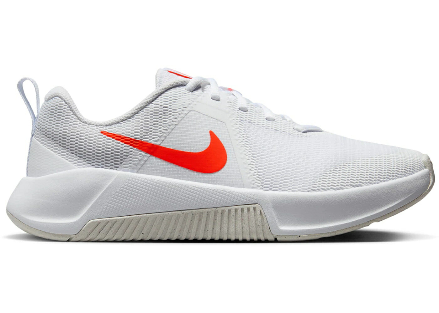 ナイキ 調教師 白いこと 白いこと クリムゾン WOMEN\u0027S スニーカー レディース NIKE MC TRAINER 3 WHITE PHANTOM BRIGHT CRIMSON (WOMEN\u0027S) / WHITE PHANTOM BRIGHT CRIMSON