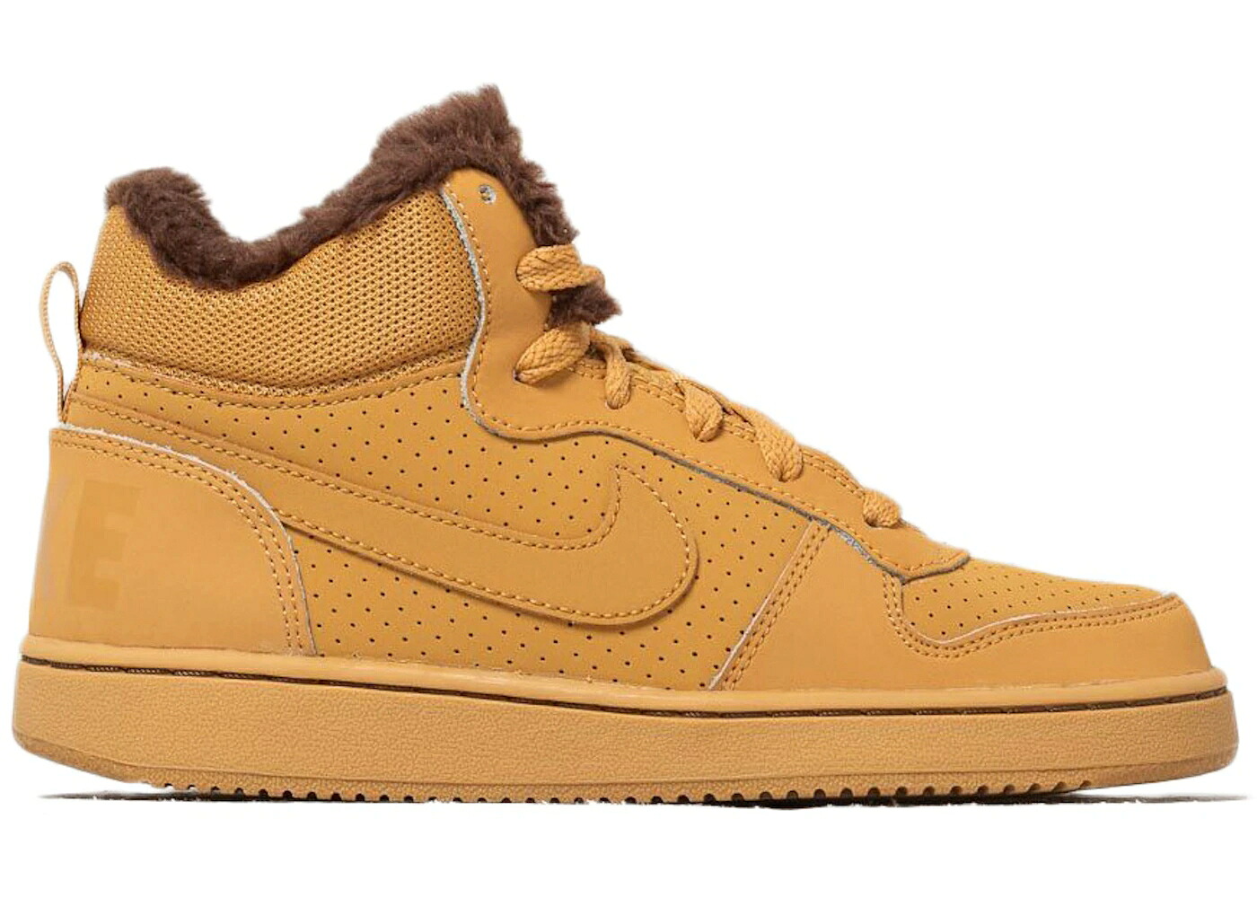 ナイキ 厚地の外套 ミッド 三冬 ウィート コートバーロウ お坊っちゃん キッズ NIKE COURT BOROUGH MID WINTER HAYSTACK (GS) / WHEAT もの言う花 マタニティ スニーカー