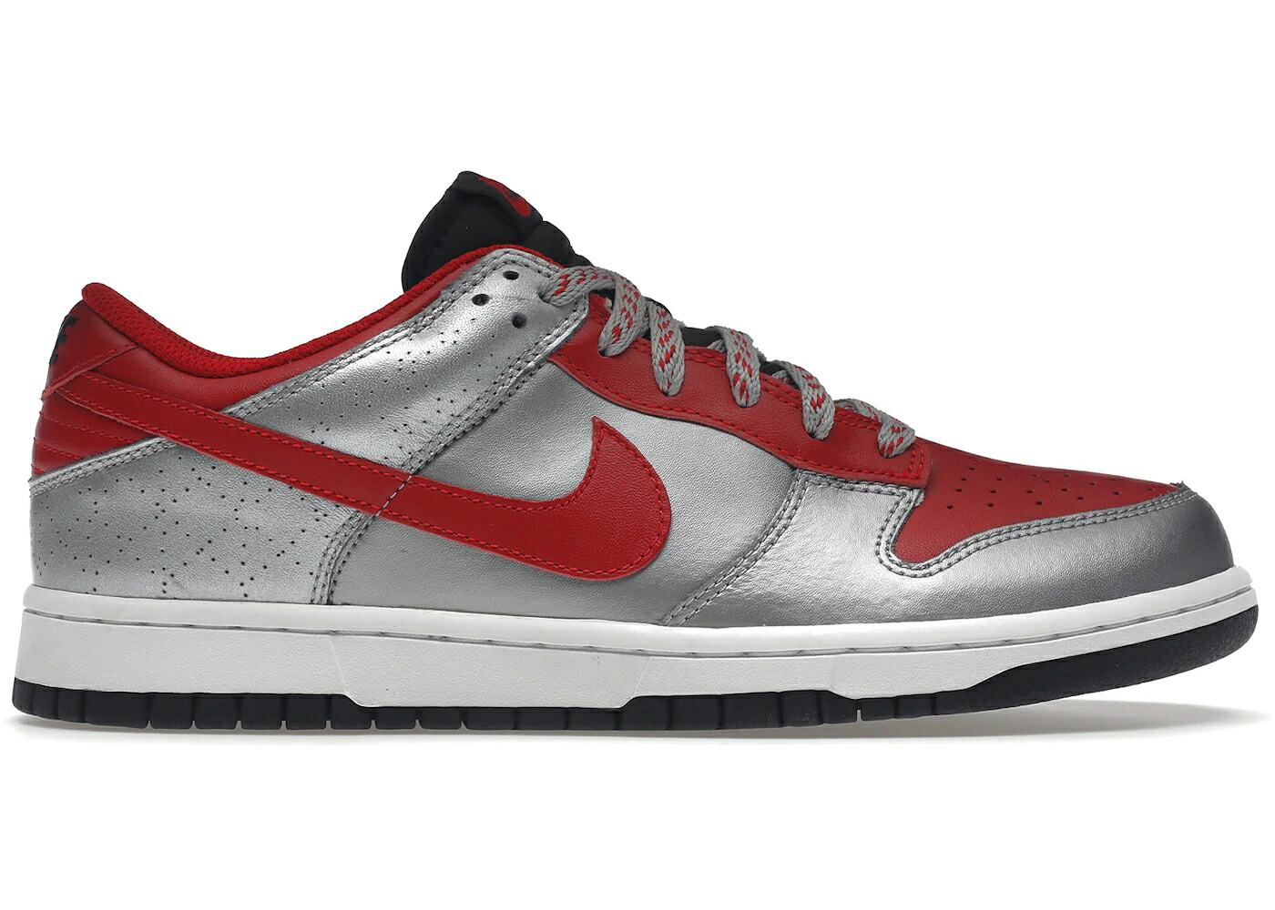 ナイキ ダンク しろがね色 しろがね色 赤 赤いこと 黒いこと 黒いこと ダンクロー スニーカー メンズ NIKE DUNK LOW CL ULTRAMAN / METALLIC SILVER RED BLACK