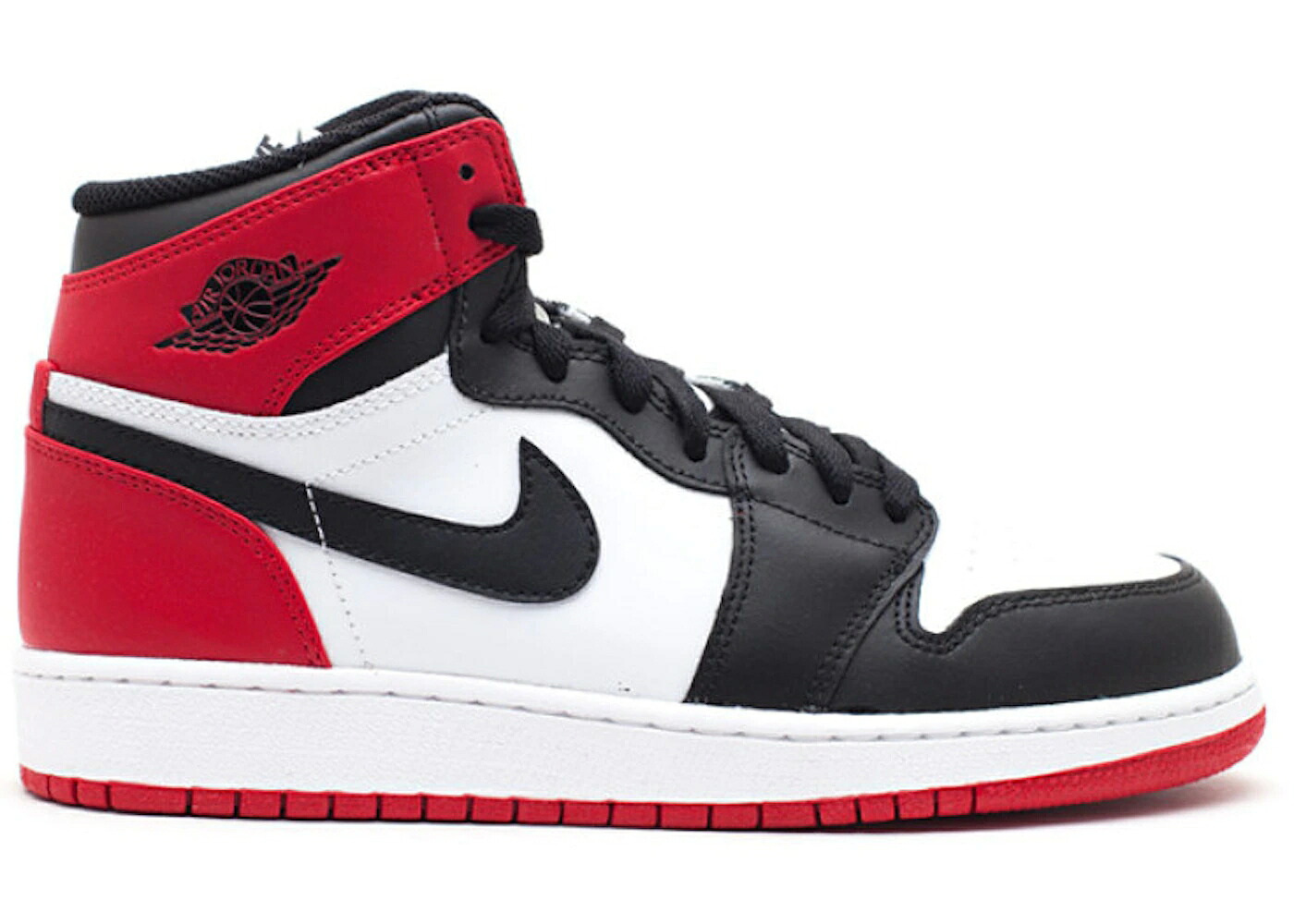 ナイキ ジョーダン 黒色 ブラック 白色 ホワイト 赤 レッド ジュニア キッズ JORDAN 1 RETRO BLACK TOE (2013) (GS) / WHITE BLACK GYM RED ベビー マタニティ スニーカー