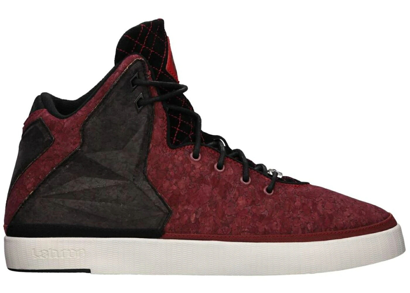 ナイキ レブロン 赤 レッド スニーカー メンズ NIKE LEBRON 11 NSW UNIVERSITY RED / UNIVERSITY RED UNIVERSITY RED｜スニケス