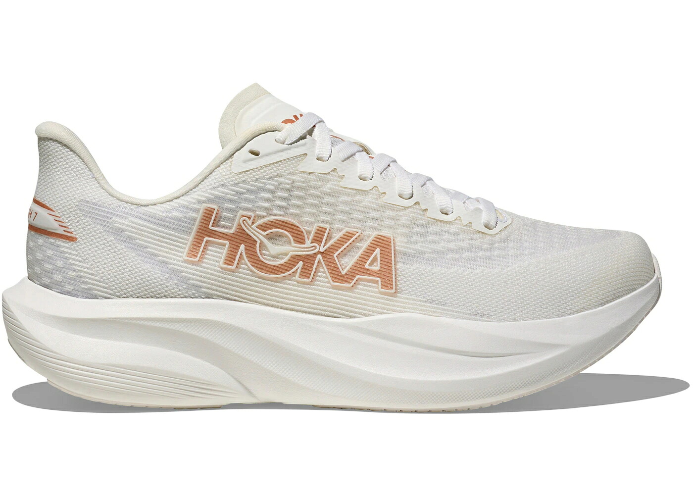 ホカオネオネ サクラ色 ゴールド WOMEN\u0027S スニーカー レディース HOKA ONE ONE HOKA ONE MACH 7 FROST ROSE GOLD (WOMEN\u0027S) / FROST ROSE GOLD